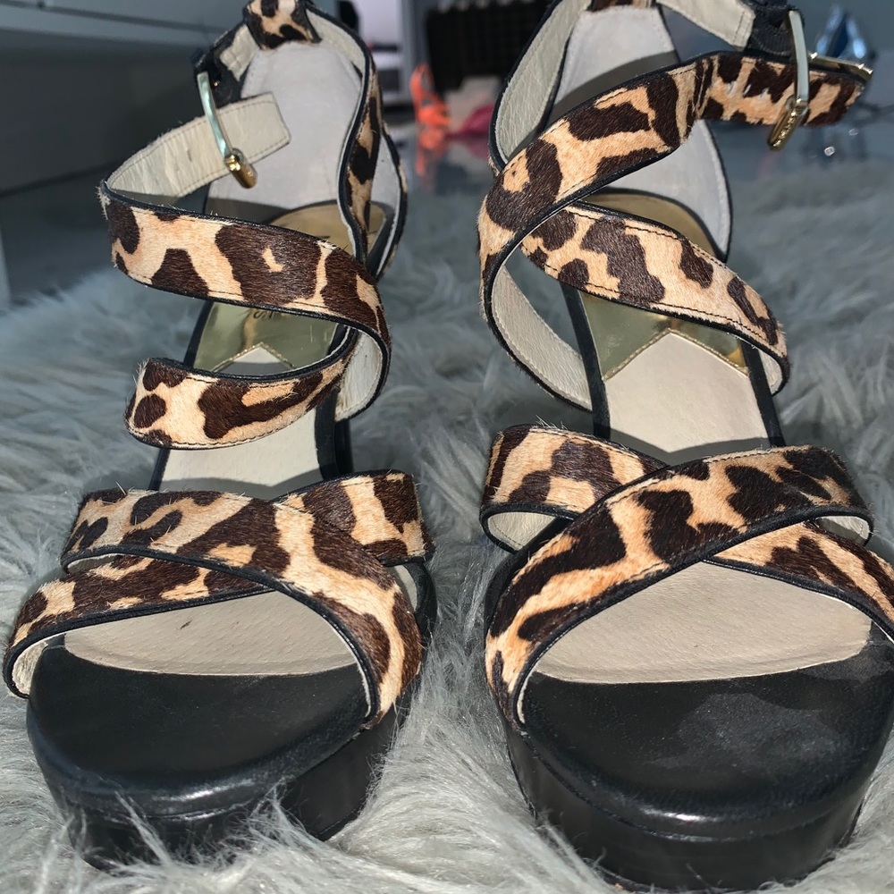 heels - Picture 4 of 4